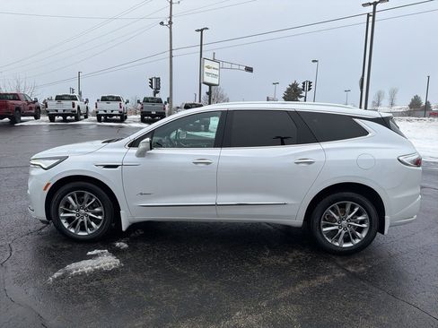 Used 2024 Buick Enclave Avenir w/ Avenir Technology Package image 6