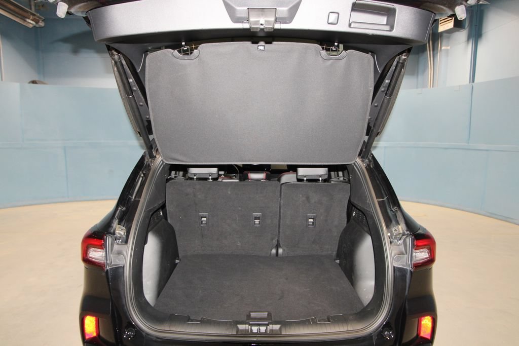 Used 2025 Ford Escape ST-Line Elite w/ Premium Technology Package AWD/4WD image 36