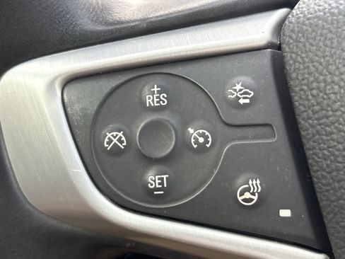 Used 2021 GMC Terrain SLT w/ Elevation Edition image 32