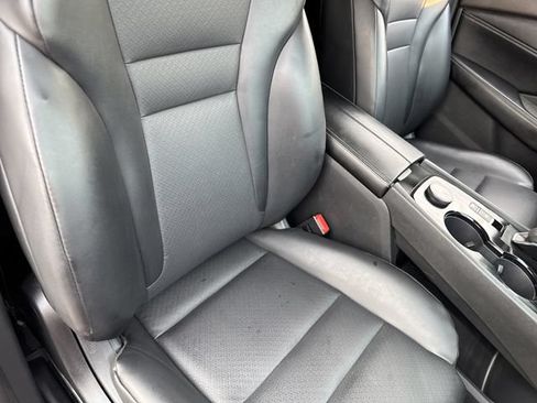 Used 2023 Nissan Rogue SV w/ SV Premium B Package AWD/4WD image 30