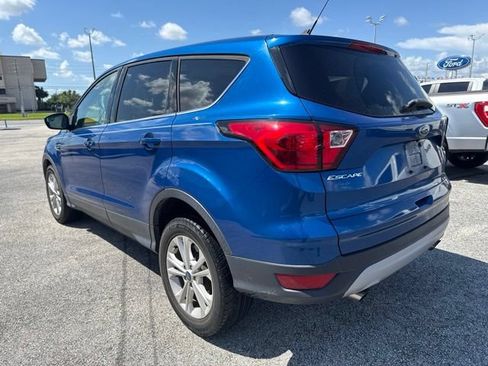 Used 2019 Ford Escape SE FWD image 7
