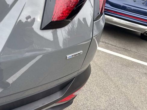 Certified 2024 Hyundai Tucson SE image 8