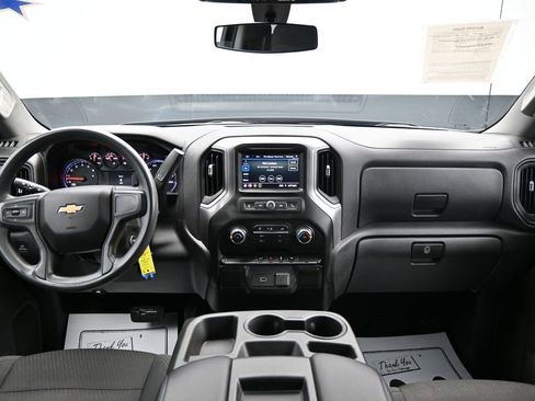 Used 2020 Chevrolet Silverado 1500 Custom w/ Custom Value Package RWD image 12