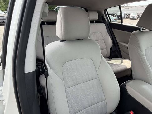 Used 2020 Kia Sportage LX AWD/4WD image 29