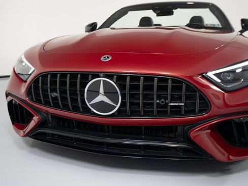 Used 2022 Mercedes-Benz SL 63 AMG 4MATIC image 41