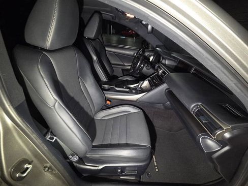 Used 2020 Lexus IS 300 F Sport image 11