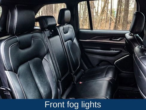 Used 2024 Jeep Grand Cherokee Limited 4xe image 17