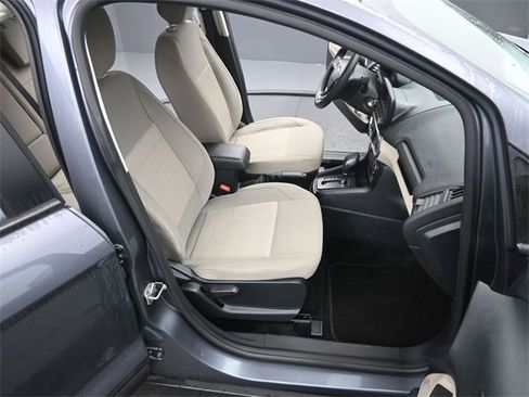Used 2021 Ford EcoSport S image 19