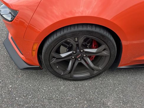 Used 2019 Chevrolet Camaro SS RWD image 10