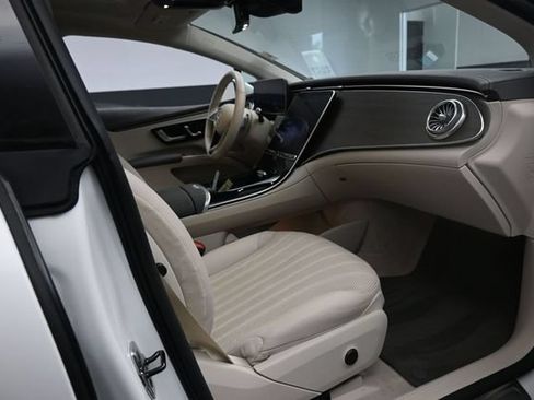 Certified 2022 Mercedes-Benz EQS 450+ Sedan image 29