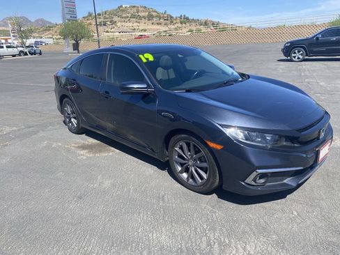 Used 2019 Honda Civic EX image 5