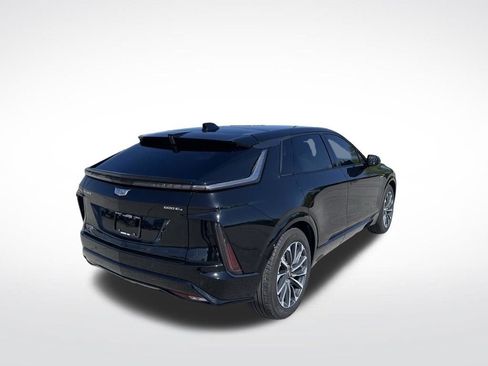 Certified 2024 Cadillac Lyriq Sport AWD/4WD image 6