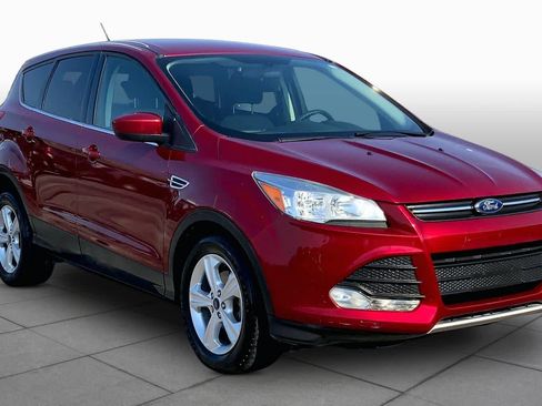 Used 2015 Ford Escape SE FWD image 3