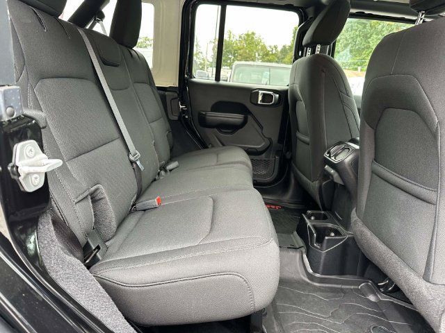 Used 2021 Jeep Wrangler Unlimited Sport AWD/4WD image 21