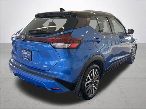 Certified 2023 Nissan Kicks SV image 8