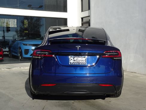 Used 2023 Tesla Model X image 7