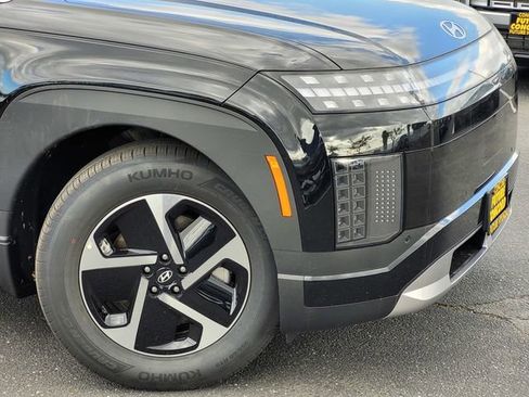 New 2026 Hyundai Ioniq 9 SE image 9