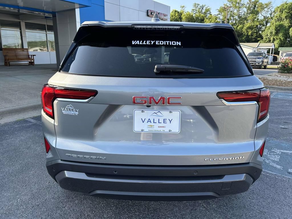New 2027 GMC Terrain Elevation FWD image 5