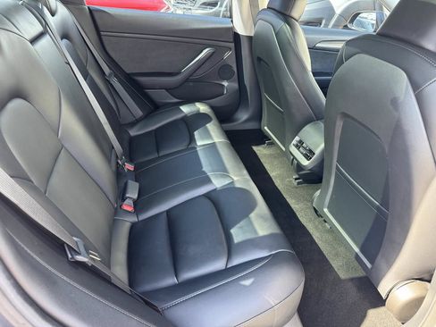 Used 2023 Tesla Model 3 Standard Range RWD image 19