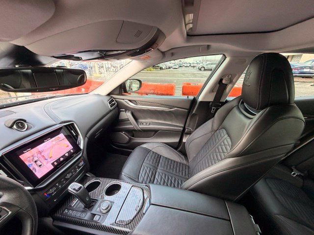 Used 2021 Maserati Ghibli Trofeo RWD image 13