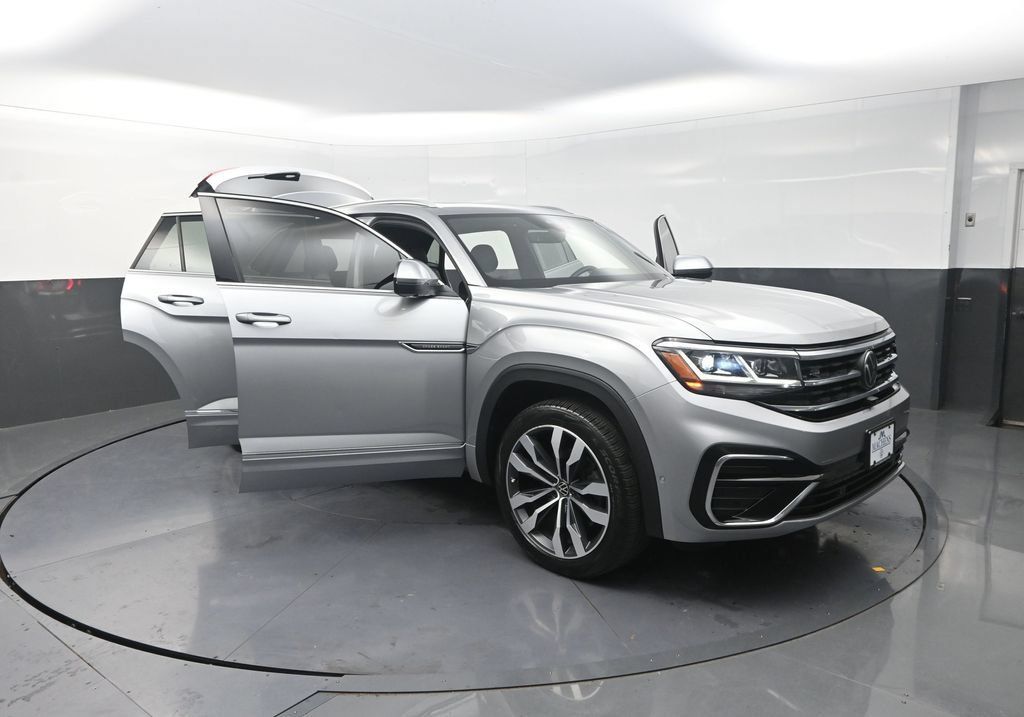 Used 2023 Volkswagen Atlas Cross Sport SEL Premium R-Line AWD/4WD image 29