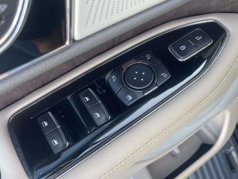 Used 2022 Lincoln Navigator L Reserve AWD/4WD image 18