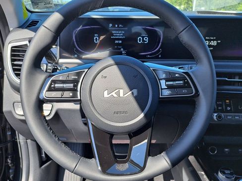 New 2026 Kia Seltos S image 9