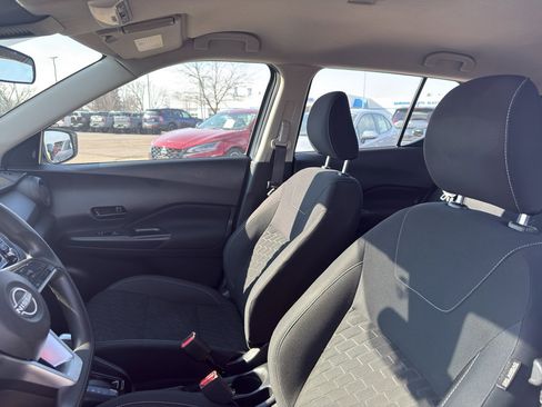 Used 2022 Nissan Kicks S image 25