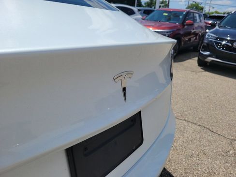 Used 2023 Tesla Model 3 Standard Range RWD image 6