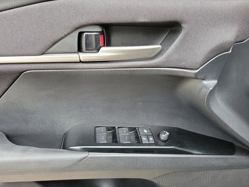 Used 2025 Toyota Camry LE w/ Convenience Package FWD image 12