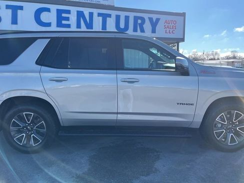 Used 2021 Chevrolet Tahoe Z71 w/ Z71 Off-Road Package image 14