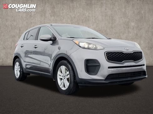 Used 2017 Kia Sportage LX image 1