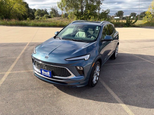 Used 2024 Buick Encore GX Avenir w/ Avenir Convenience Package FWD image 1