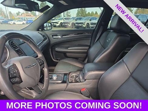 Used 2022 Chrysler 300 S w/ Comfort Group image 7