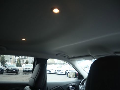 Used 2019 Jeep Cherokee Latitude Plus image 28