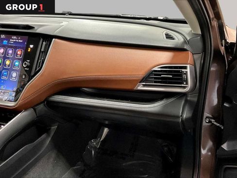 Used 2021 Subaru Outback Touring AWD/4WD image 19