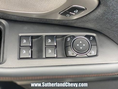 Used 2025 Ford Expedition Max Active AWD/4WD image 16