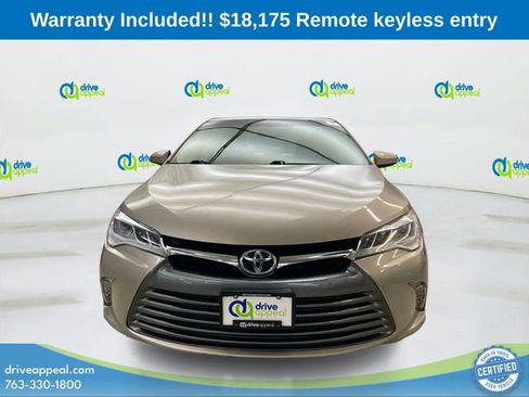 Used 2015 Toyota Camry XLE image 2