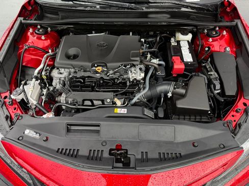 Used 2024 Toyota Camry SE image 23