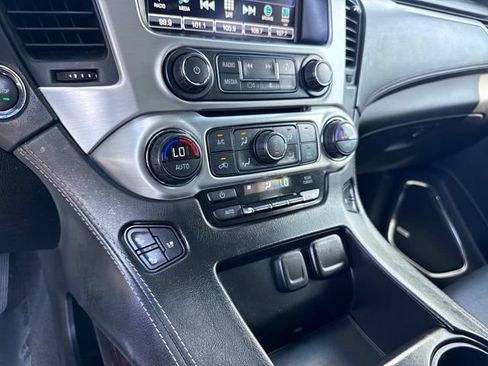 Used 2019 GMC Yukon SLT AWD/4WD image 25
