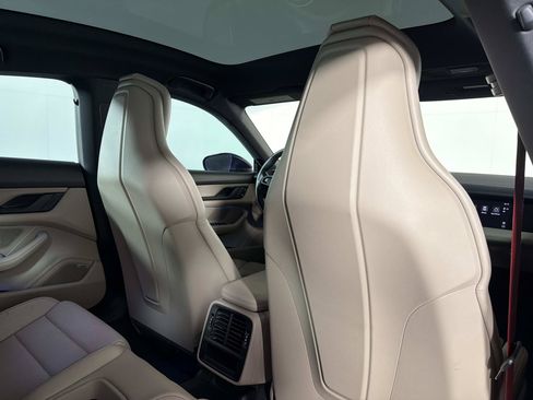 Used 2022 Porsche Taycan RWD image 25