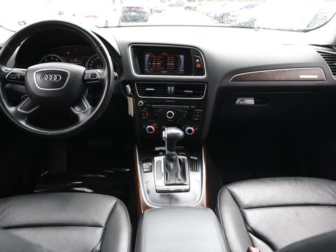 Used 2017 Audi Q5 2.0T Premium AWD/4WD image 25