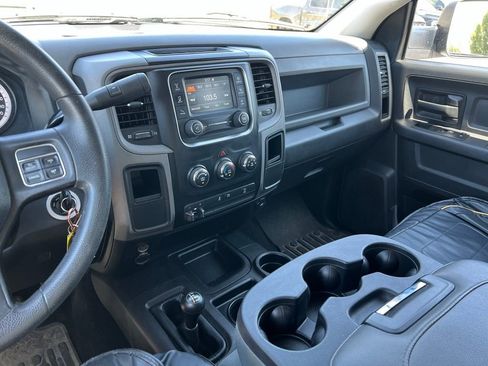 Used 2016 RAM 2500 Tradesman w/ Chrome Appearance Group AWD/4WD image 31