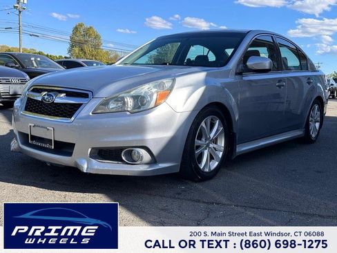 Used 2013 Subaru Legacy 3.6R Limited AWD/4WD image 3