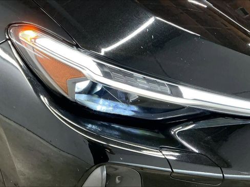 Certified 2025 Audi Q5 Prestige image 31