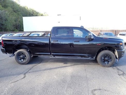New 2026 RAM 3500 Tradesman image 9