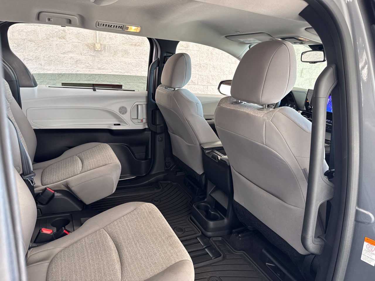 Certified 2026 Toyota Sienna LE AWD/4WD image 46