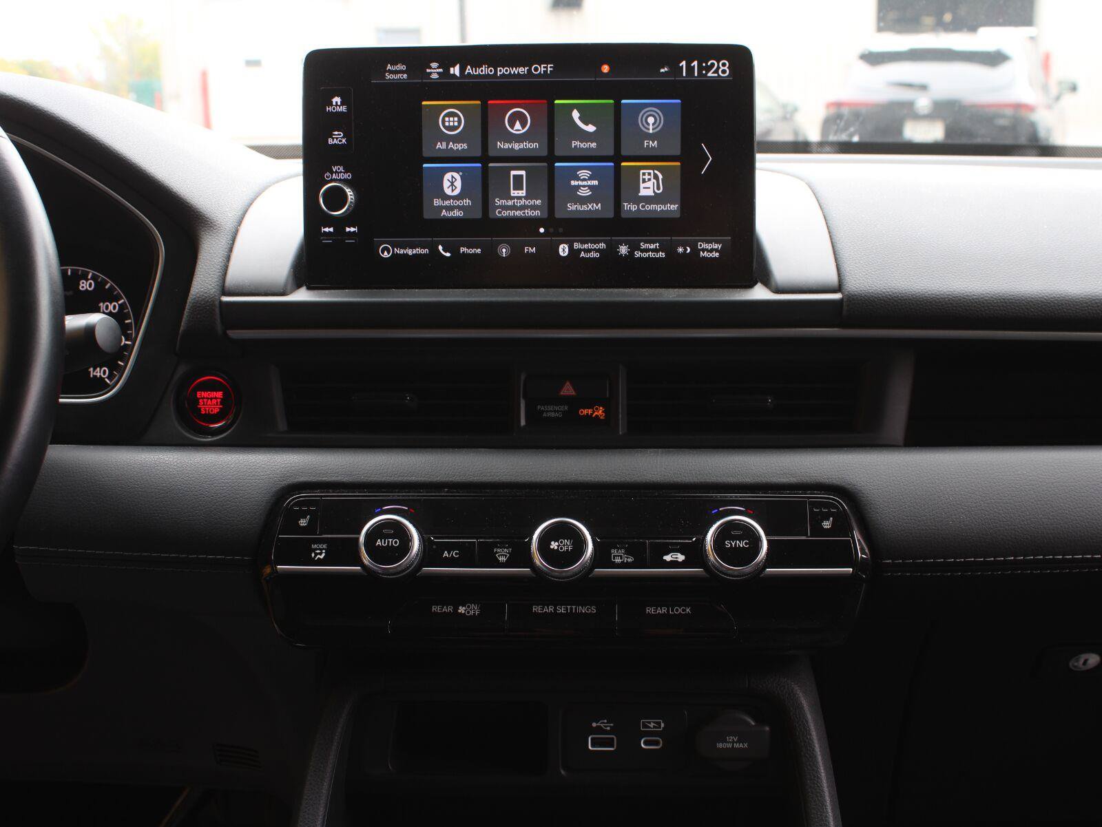 Certified 2024 Honda Pilot Touring image 14
