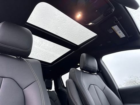 New 2026 Chrysler Pacifica Select image 26