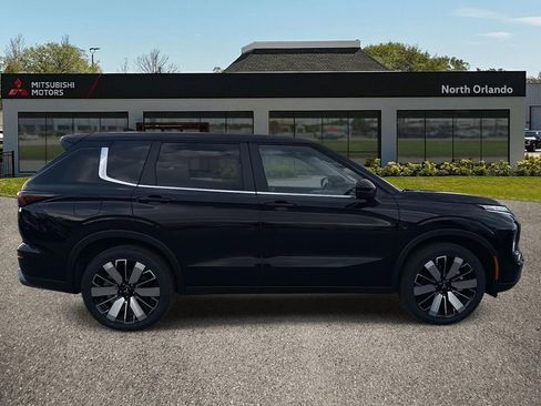 New 2026 Mitsubishi Outlander SE FWD image 7